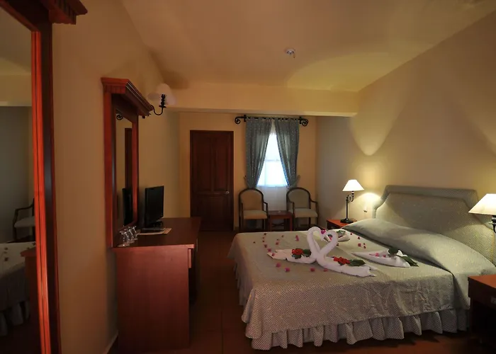 Hotel Club Meri Fethiye 3*