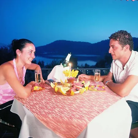 Club Meri Fethiye ホテル